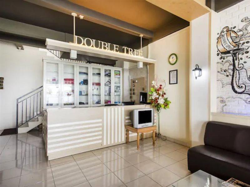 Oyo 3746 Double Tree Guesthouse Пурвокерто Экстерьер фото